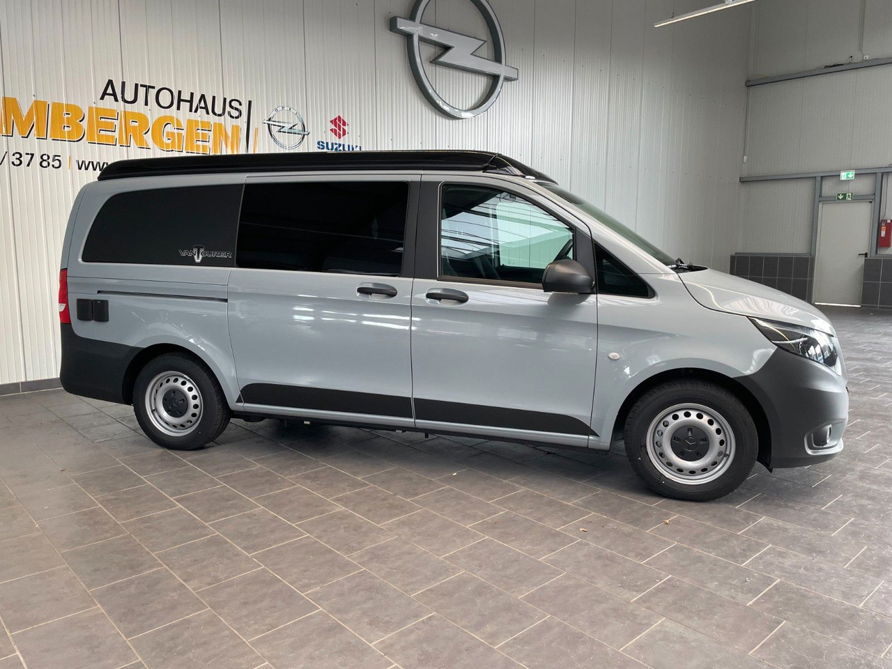 Mercedes-Benz Vito VanTourer Urban "Comfort" Camper Küche AHK - كرفان فان: صورة 3 Mercedes-Benz Vito VanTourer Urban "Comfort" Camper Küche AHK - كرفان فان: صورة 3