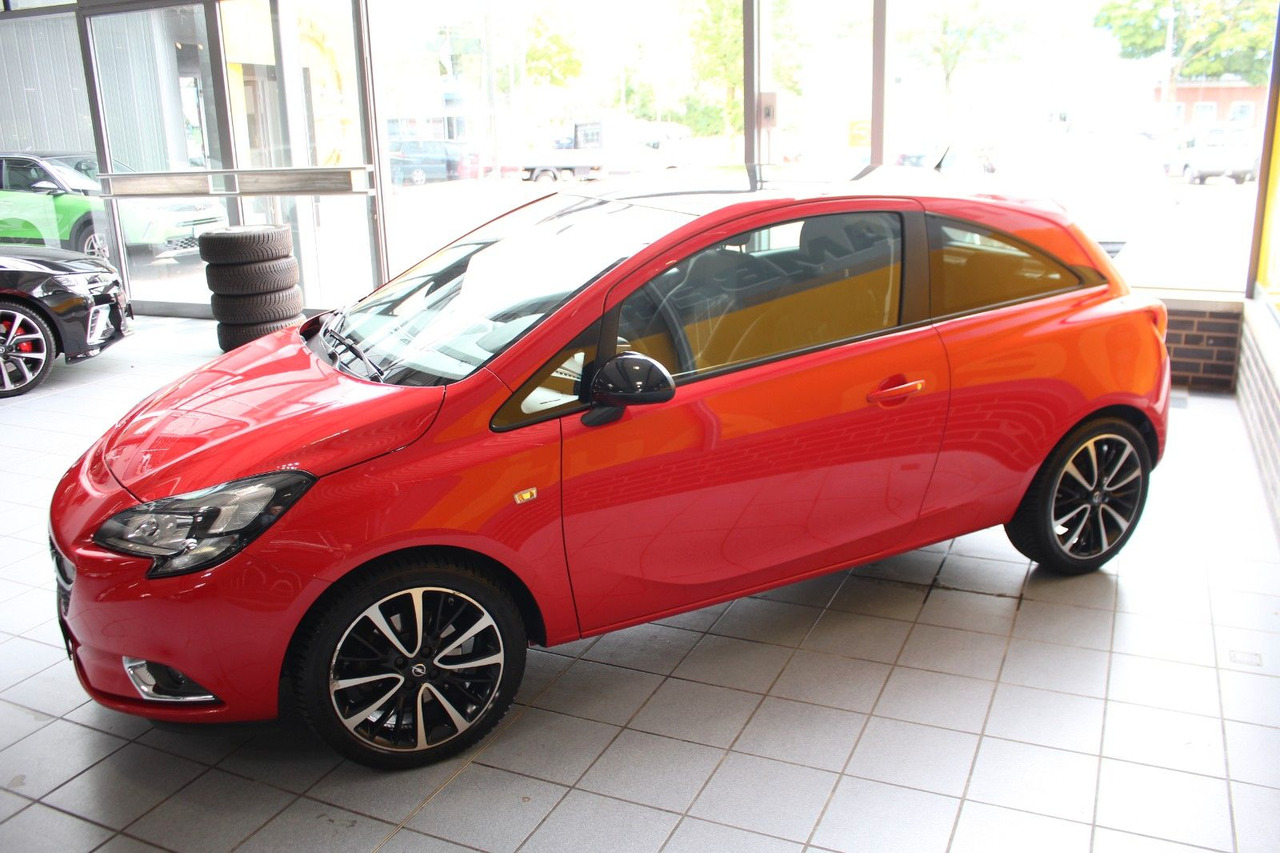 Opel Corsa Color Edition Sitz/Lenkr.heizung Bluetooth - سيارة: صورة 5 Opel Corsa Color Edition Sitz/Lenkr.heizung Bluetooth - سيارة: صورة 5