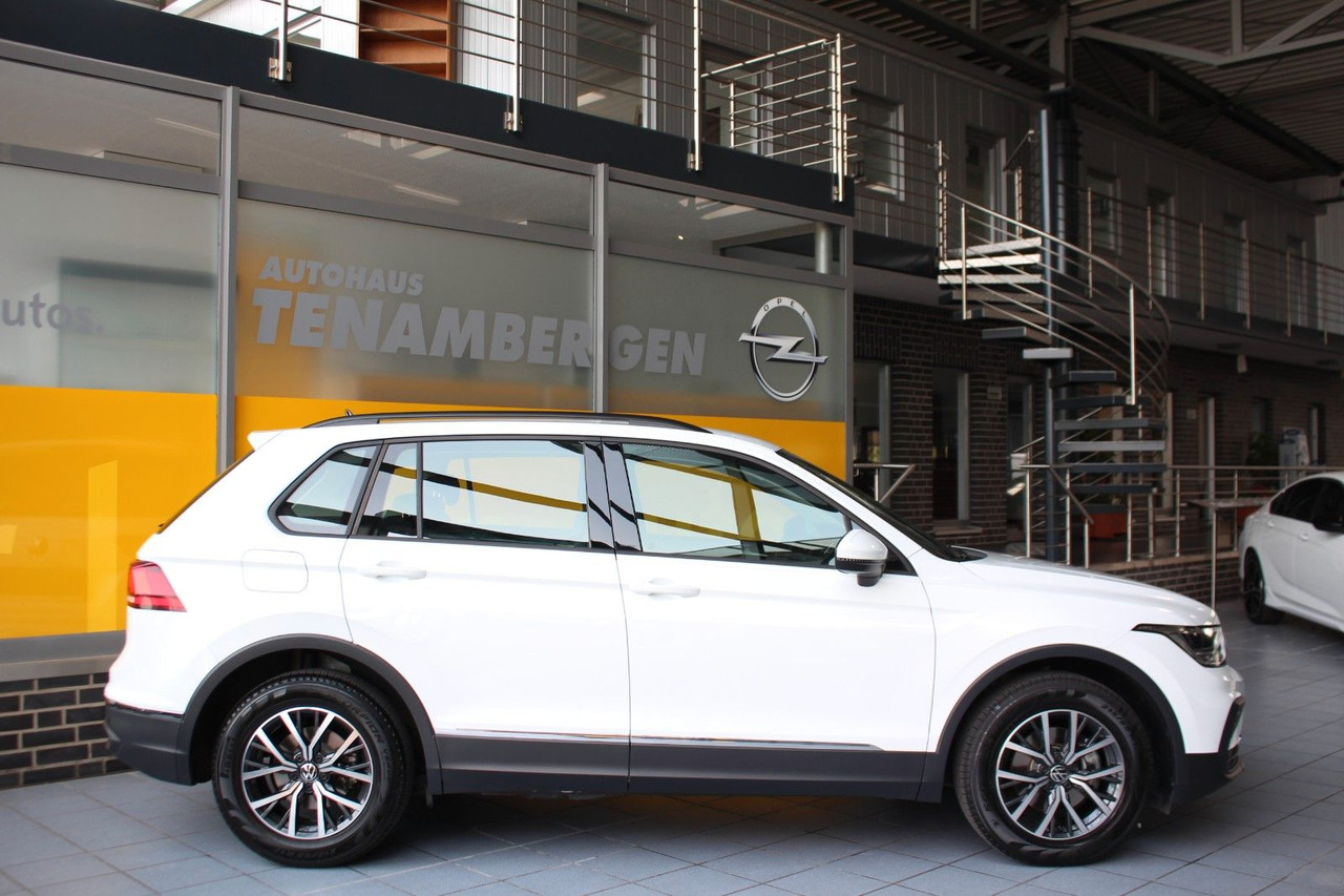 Volkswagen Tiguan Life DSG LED Kamera Navi AHK ACC - سيارة دفع رباعي: صورة 3 Volkswagen Tiguan Life DSG LED Kamera Navi AHK ACC - سيارة دفع رباعي: صورة 3