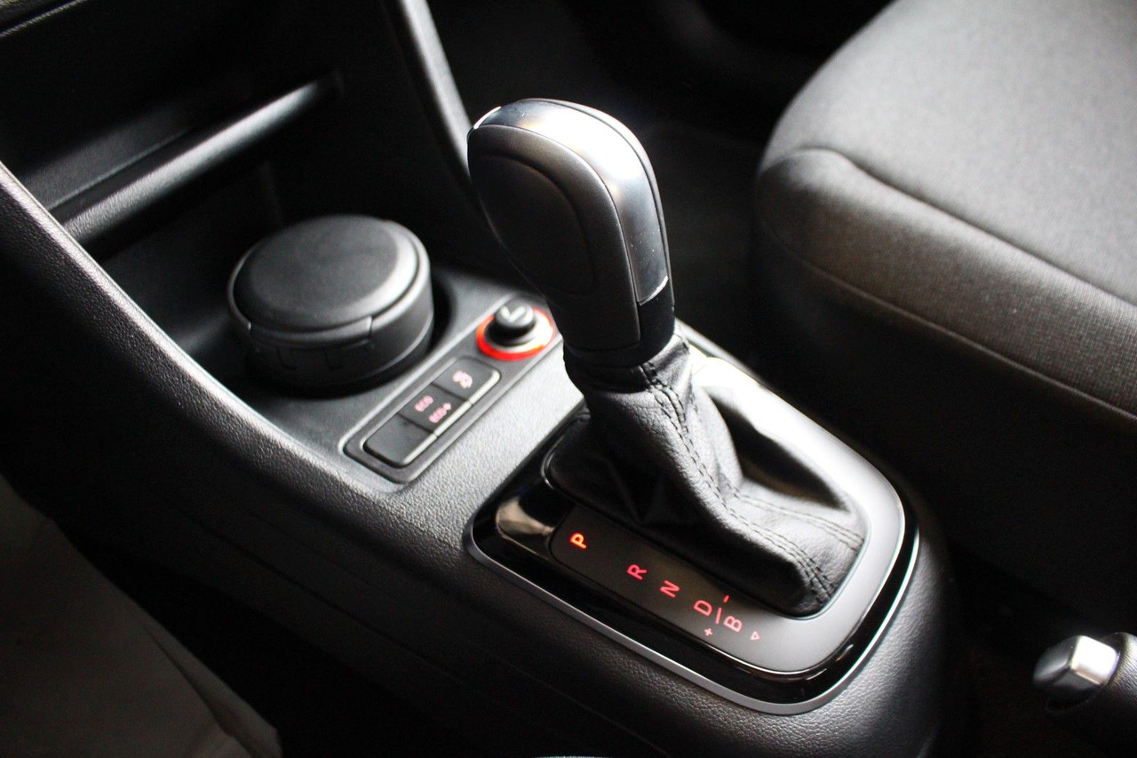 سيارة Volkswagen up! e-up! Max Kamera Sitzheizung DAB+: صورة 15