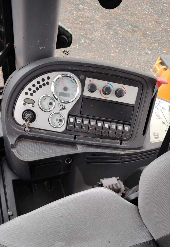 جرافة حفار JCB 3CX: صورة 9