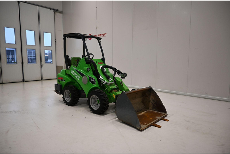 Avant 423 - اللودر بعجل: صورة 5 Avant 423 - اللودر بعجل: صورة 5