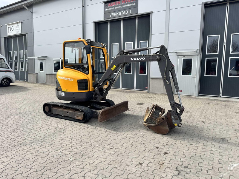 Volvo ECR28 - حفارة مُصَّغرة: صورة 5 Volvo ECR28 - حفارة مُصَّغرة: صورة 5
