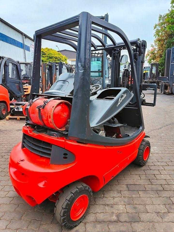 Linde H20T-03 - رافعة شوكية تعمل بالغاز: صورة 2 Linde H20T-03 - رافعة شوكية تعمل بالغاز: صورة 2