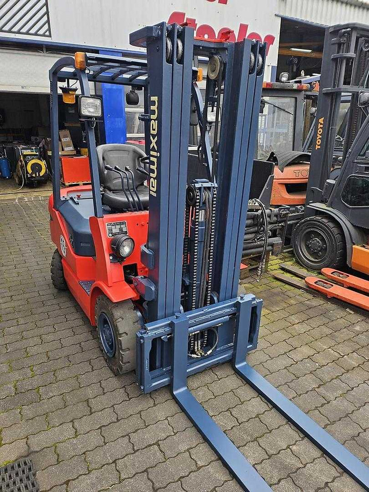 Maximal FD18T - رافعة شوكية ديزل: صورة 1 Maximal FD18T - رافعة شوكية ديزل: صورة 1