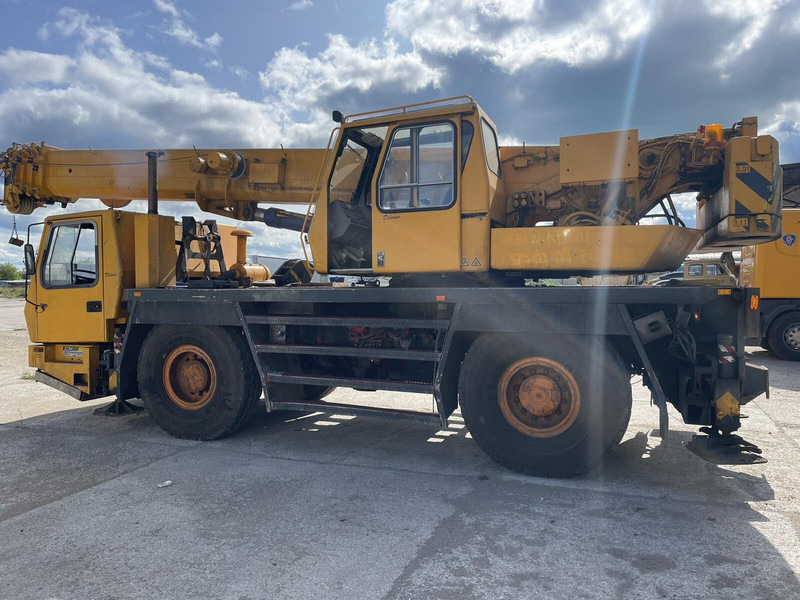 Grove GMK 2035 - رافعة لجميع التضاريس: صورة 4 Grove GMK 2035 - رافعة لجميع التضاريس: صورة 4