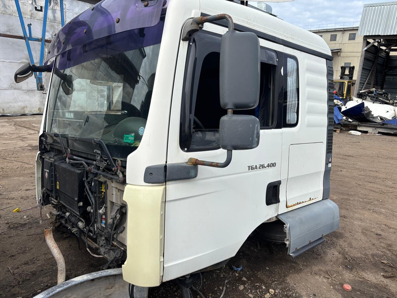 MAN F99/L34 - الكابينة والداخلية: صورة 1 MAN F99/L34 - الكابينة والداخلية: صورة 1