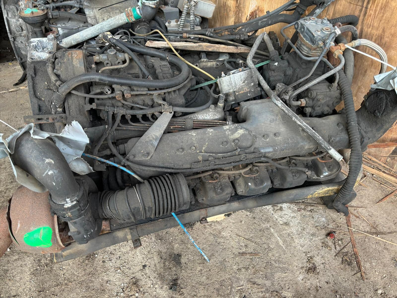 Mercedes-Benz O405 - محرك: صورة 1 Mercedes-Benz O405 - محرك: صورة 1