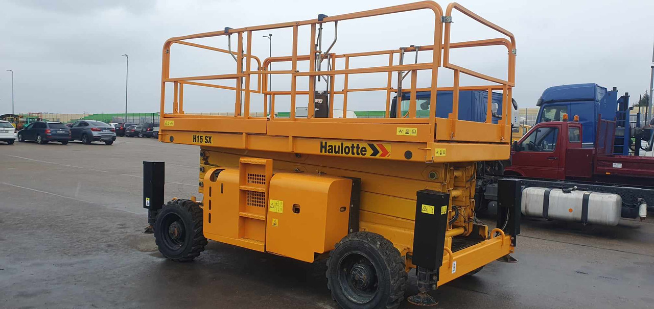 HAULOTTE H15SX - رافعة هيدروليكية مقصية: صورة 1 HAULOTTE H15SX - رافعة هيدروليكية مقصية: صورة 1