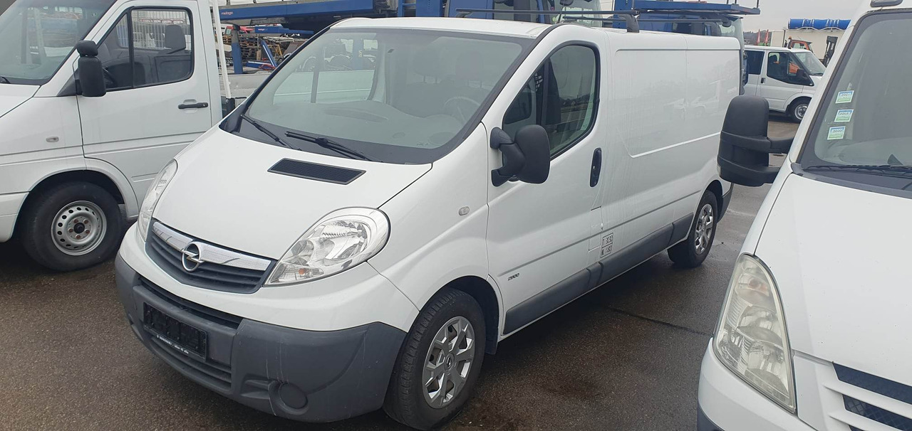 Opel Vivaro - فان المدمجة: صورة 1 Opel Vivaro - فان المدمجة: صورة 1