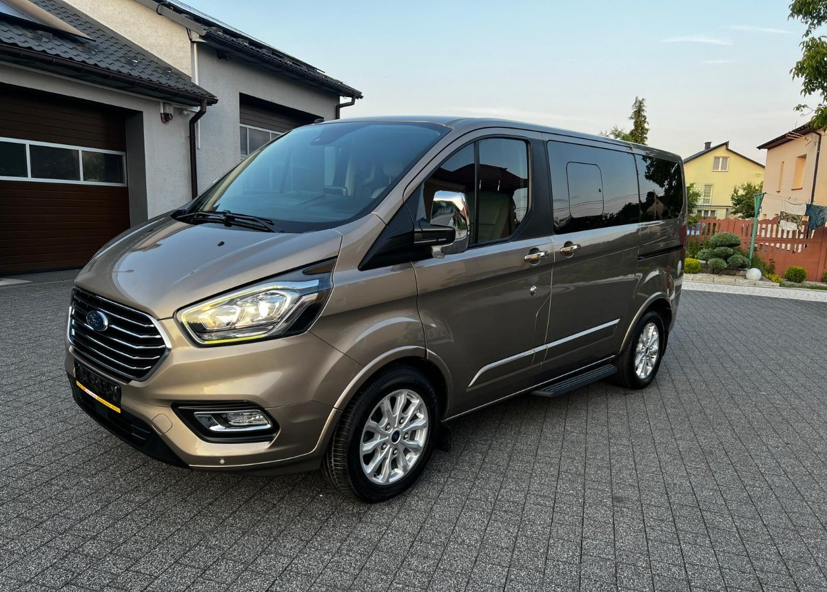 Ford Tourneo Custom Ford Turneo Tytanium X Sprowadzony Zarejstrowany - حافلة صغيرة, ميكروباص: صورة 5 Ford Tourneo Custom Ford Turneo Tytanium X Sprowadzony Zarejstrowany - حافلة صغيرة, ميكروباص: صورة 5