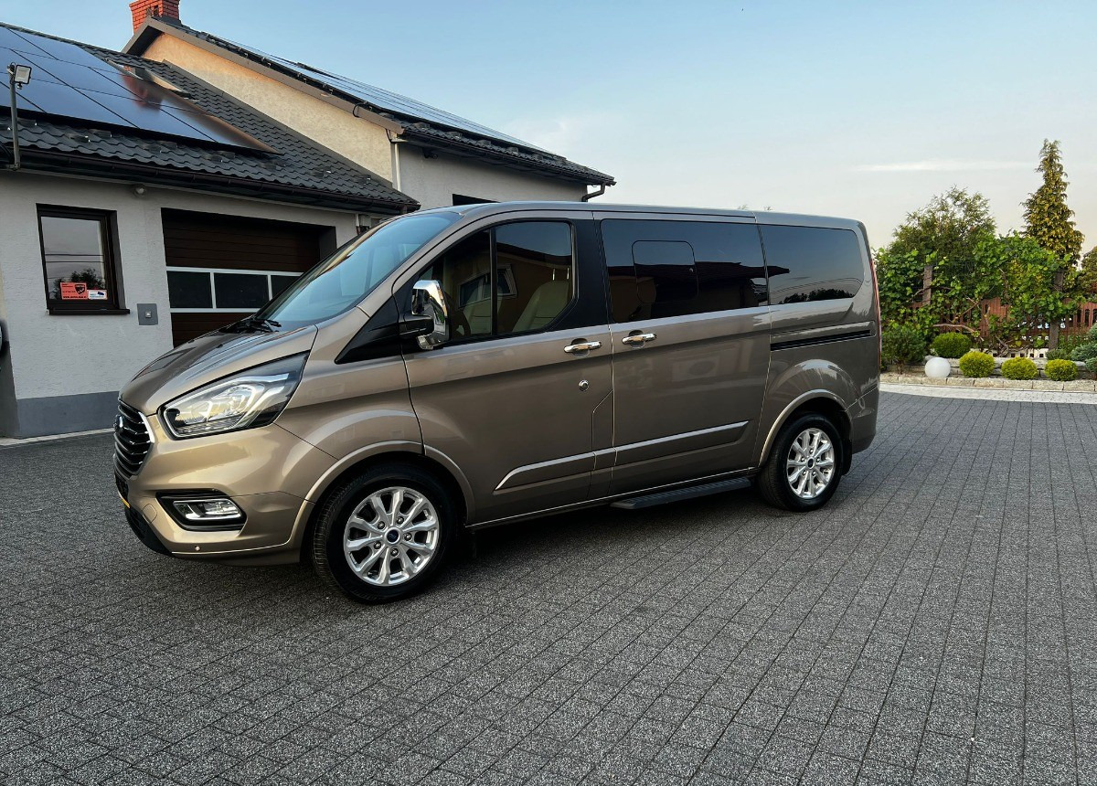 Ford Tourneo Custom Ford Turneo Tytanium X Sprowadzony Zarejstrowany - حافلة صغيرة, ميكروباص: صورة 2 Ford Tourneo Custom Ford Turneo Tytanium X Sprowadzony Zarejstrowany - حافلة صغيرة, ميكروباص: صورة 2