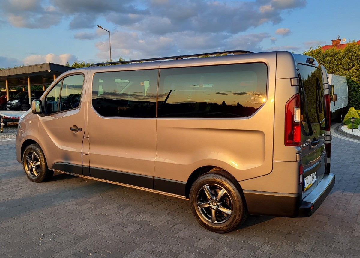 Renault Trafic Long 9-osobowy 2.0 150ps. - الشاحنات الصغيرة كابينة مزدوجة: صورة 2 Renault Trafic Long 9-osobowy 2.0 150ps. - الشاحنات الصغيرة كابينة مزدوجة: صورة 2