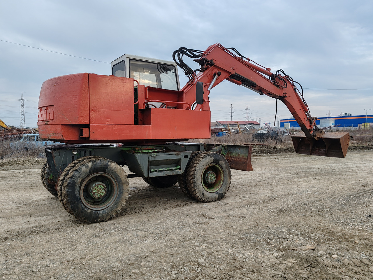 Case Poclain 61P - حفارة دولاب: صورة 5 Case Poclain 61P - حفارة دولاب: صورة 5