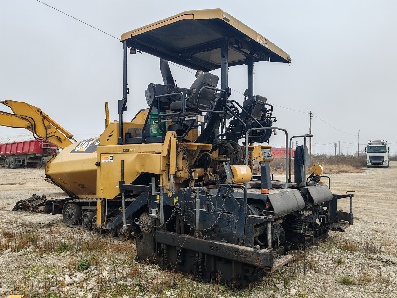 Caterpillar AP555E - موزع الأسفلت: صورة 3 Caterpillar AP555E - موزع الأسفلت: صورة 3