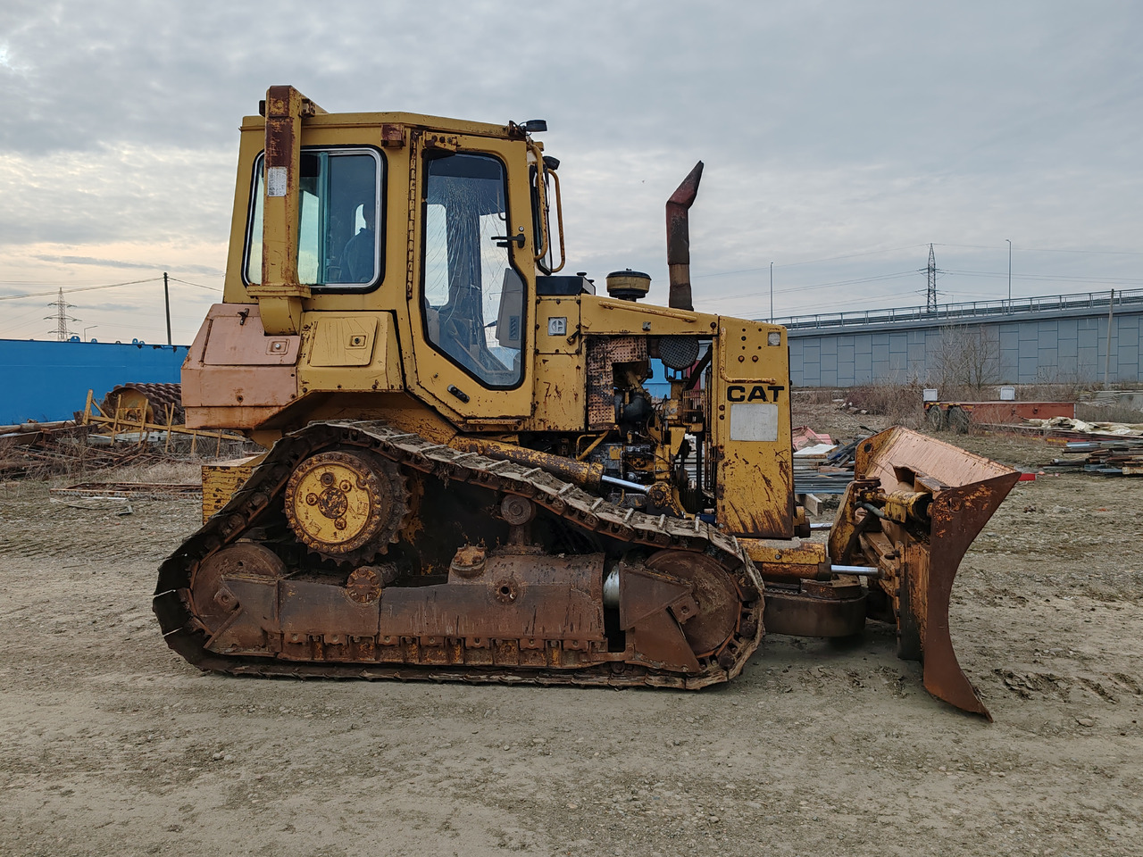 Caterpillar D4H - جرافة: صورة 4 Caterpillar D4H - جرافة: صورة 4