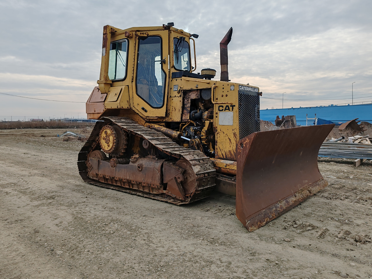 Caterpillar D4H - جرافة: صورة 3 Caterpillar D4H - جرافة: صورة 3