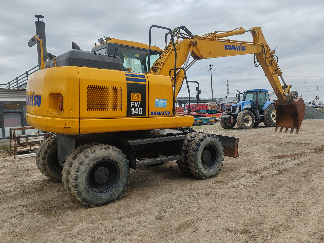 Komatsu PW140-7 - حفارة دولاب: صورة 3 Komatsu PW140-7 - حفارة دولاب: صورة 3