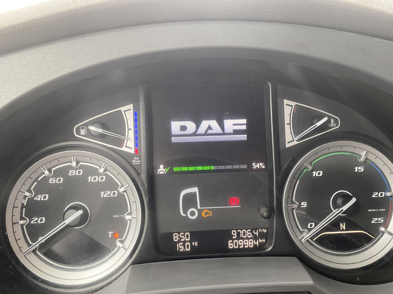 وحدة جر DAF H4EN3: صورة 8