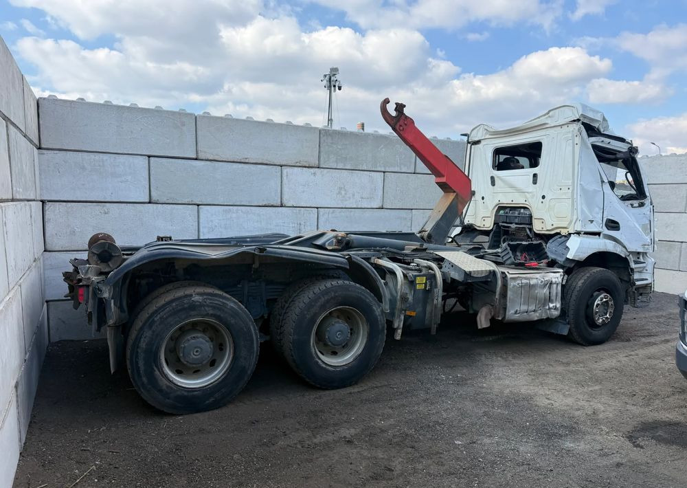 Mercedes-Benz Arocs 2640 - شاحنة ذات خطاف: صورة 3 Mercedes-Benz Arocs 2640 - شاحنة ذات خطاف: صورة 3