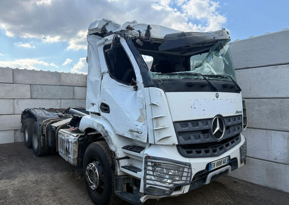 Mercedes-Benz Arocs 2640 - شاحنة ذات خطاف: صورة 2 Mercedes-Benz Arocs 2640 - شاحنة ذات خطاف: صورة 2