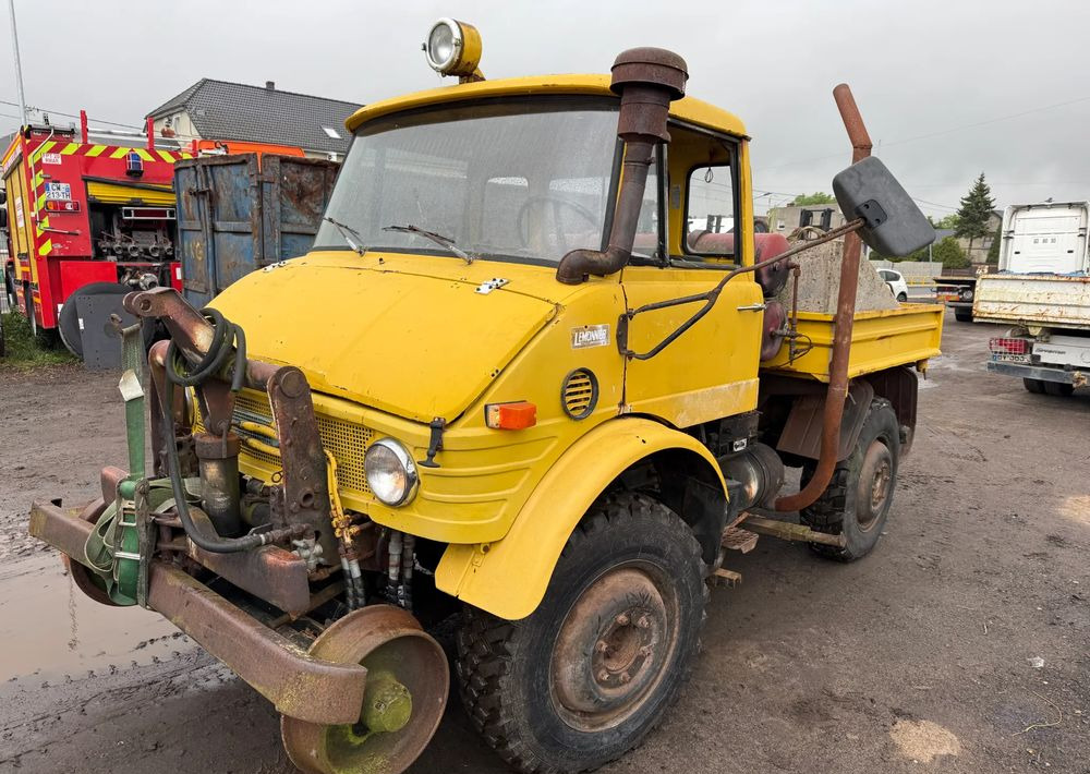 Mercedes-Benz UNIMOG 406B - شاحنات مسطحة: صورة 1 Mercedes-Benz UNIMOG 406B - شاحنات مسطحة: صورة 1