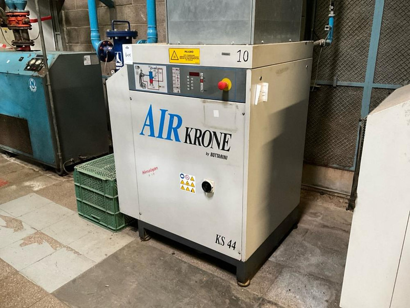 Airkrone KS44 - آلة تصنيع المعادن: صورة 1 Airkrone KS44 - آلة تصنيع المعادن: صورة 1