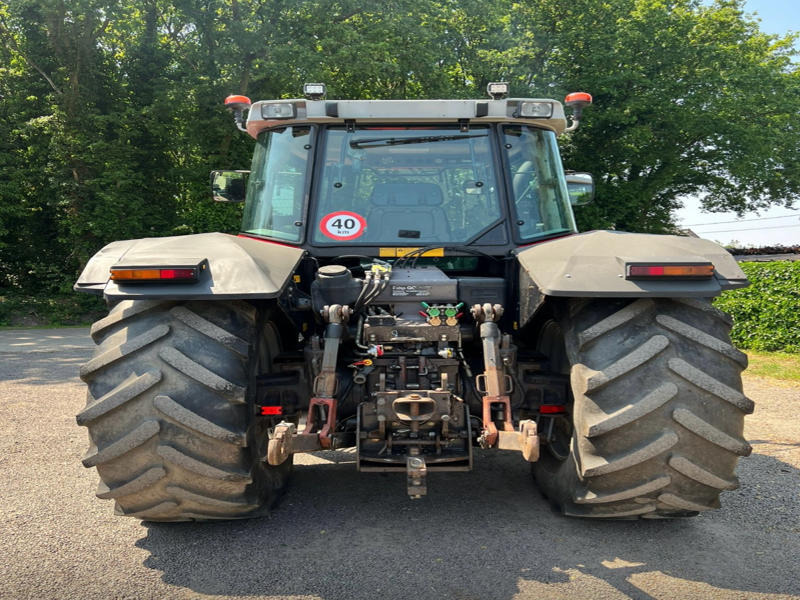 Massey Ferguson 8120 Dynashift - آلات البناء: صورة 5 Massey Ferguson 8120 Dynashift - آلات البناء: صورة 5