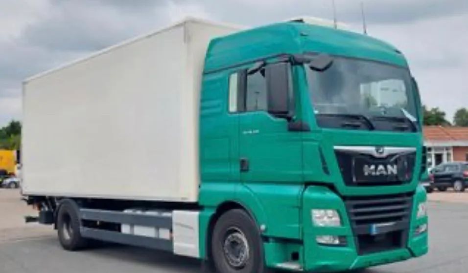 MAN TGX 18.420/ KONTENER 7,2m - شاحنة مقفلة: صورة 2 MAN TGX 18.420/ KONTENER 7,2m - شاحنة مقفلة: صورة 2