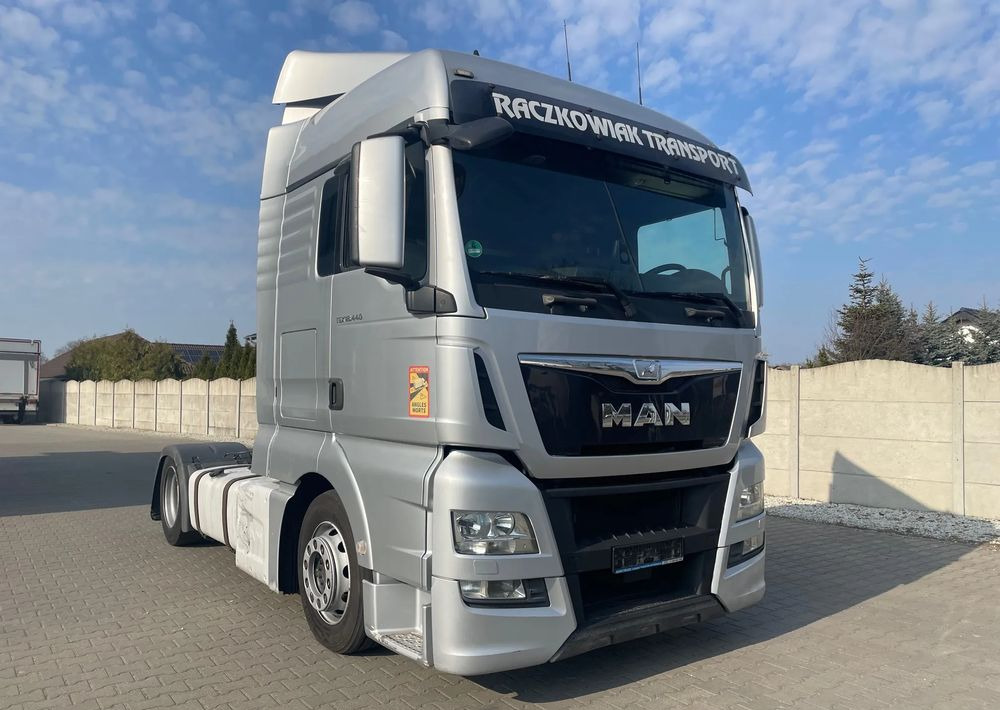MAN TGX 18.440 LowDeck, Mega - وحدة جر: صورة 1 MAN TGX 18.440 LowDeck, Mega - وحدة جر: صورة 1