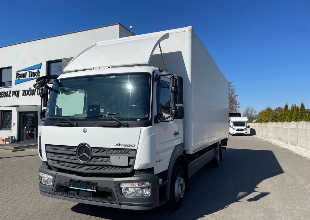 Mercedes-Benz ATEGO 1223 - شاحنة مقفلة: صورة 1 Mercedes-Benz ATEGO 1223 - شاحنة مقفلة: صورة 1