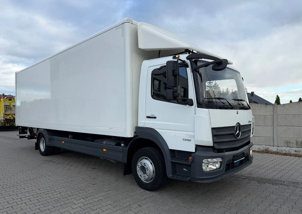 Mercedes-Benz ATEGO 1318 IZOTERMA 20 PALET! - شاحنة مقفلة: صورة 3 Mercedes-Benz ATEGO 1318 IZOTERMA 20 PALET! - شاحنة مقفلة: صورة 3