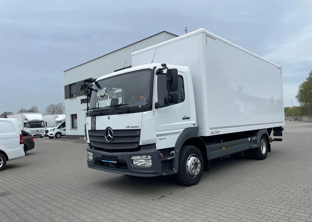 Mercedes-Benz ATEGO 1324/ Ładownośc 7,5 tony/ kontener 6,2m! - وحدة جر: صورة 2 Mercedes-Benz ATEGO 1324/ Ładownośc 7,5 tony/ kontener 6,2m! - وحدة جر: صورة 2