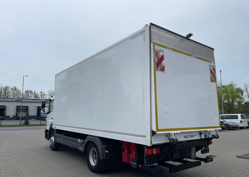 Mercedes-Benz ATEGO 1324/ Ładownośc 7,5 tony/ kontener 6,2m! - وحدة جر: صورة 5 Mercedes-Benz ATEGO 1324/ Ładownośc 7,5 tony/ kontener 6,2m! - وحدة جر: صورة 5