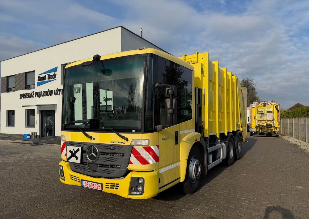 Mercedes-Benz ECONIC 2630, EURO6/ ŚMECIARKA/ ZOELLER/ DELTA - شاحنة النفايات: صورة 1 Mercedes-Benz ECONIC 2630, EURO6/ ŚMECIARKA/ ZOELLER/ DELTA - شاحنة النفايات: صورة 1