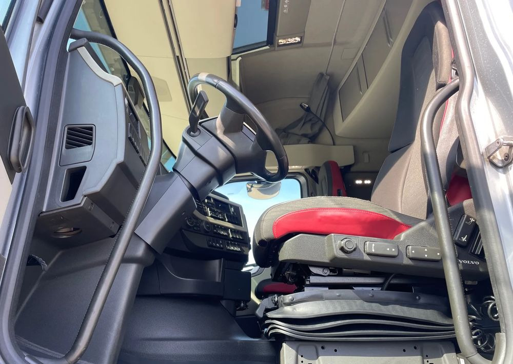 وحدة جر Volvo FH 460: صورة 16 وحدة جر Volvo FH 460: صورة 16