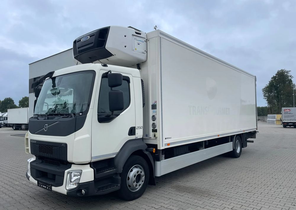 Volvo FL 16.250 CHŁODNIA - شاحنة الفريزر: صورة 2 Volvo FL 16.250 CHŁODNIA - شاحنة الفريزر: صورة 2