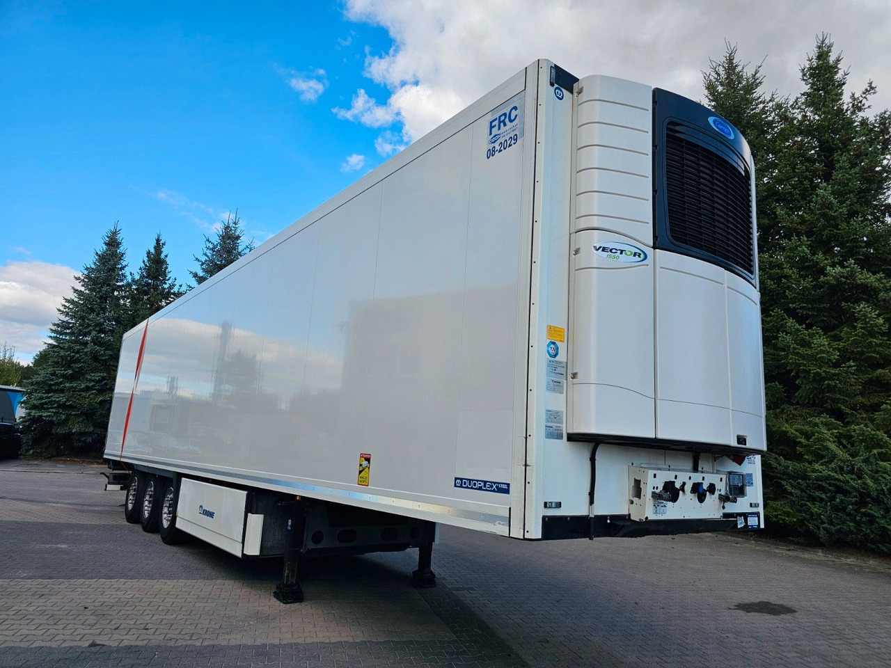 Krone SDR 27 39.0T CARRIER VECTOR 1550 Nur 1800mth - نصف مقطورة مُبرِّدة: صورة 1 Krone SDR 27 39.0T CARRIER VECTOR 1550 Nur 1800mth - نصف مقطورة مُبرِّدة: صورة 1