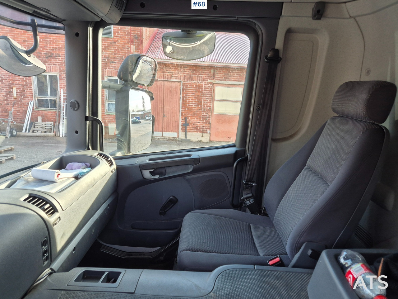 شاحنة مقفلة Scania P380 Umpikorinen: صورة 14