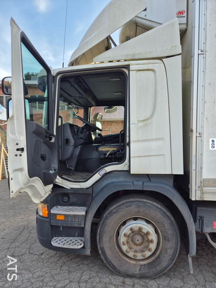 شاحنة مقفلة Scania P380 Umpikorinen: صورة 13