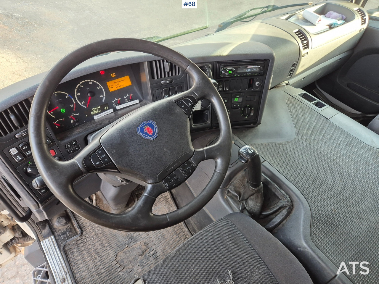 شاحنة مقفلة Scania P380 Umpikorinen: صورة 19