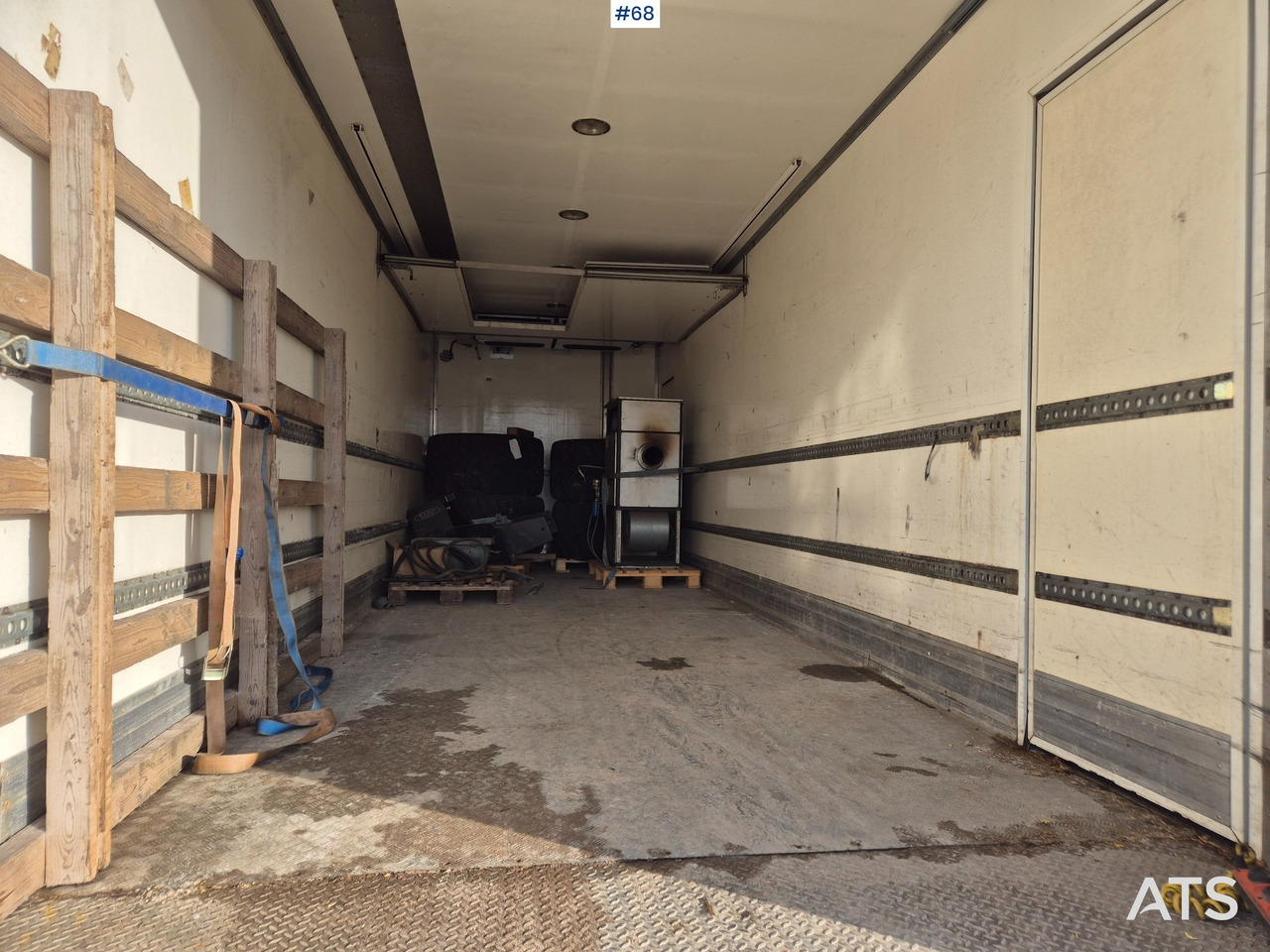 شاحنة مقفلة Scania P380 Umpikorinen: صورة 9