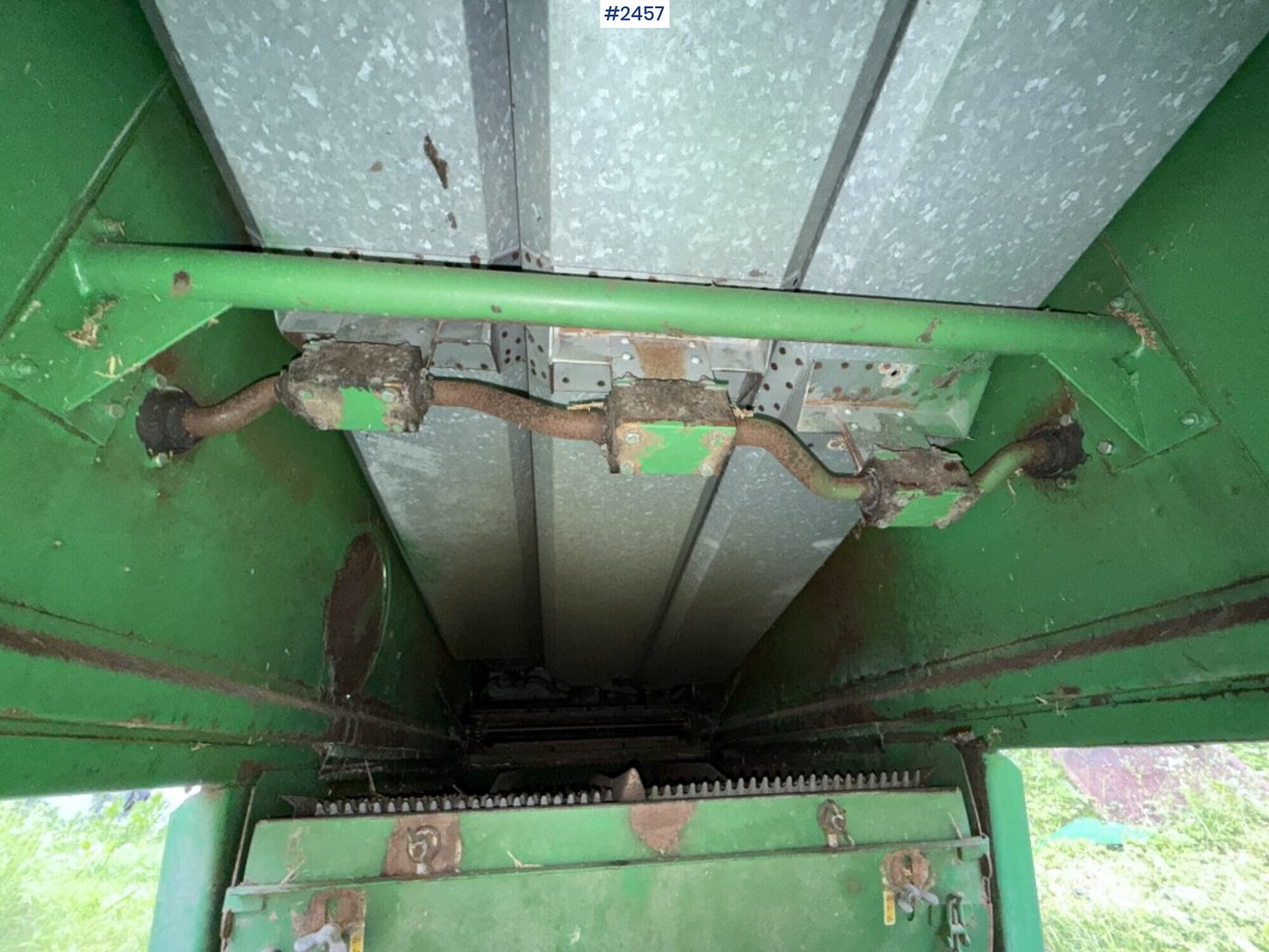 حصادة موحَّدة Combine harvester Volvo BM S830 with 2 cutting tables: صورة 15
