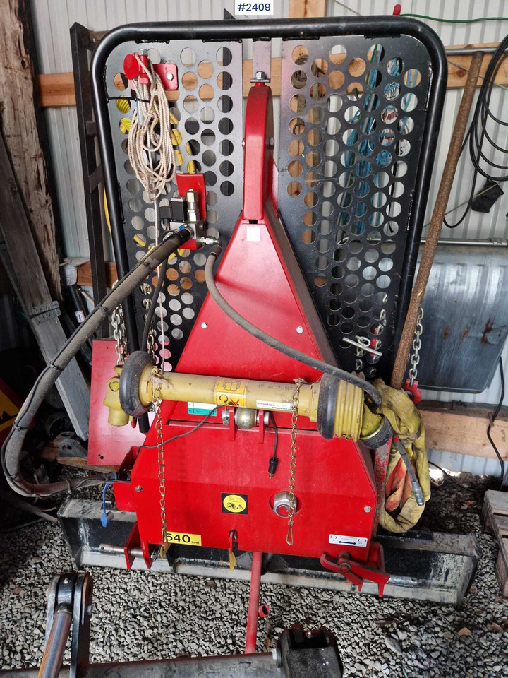 Igland luning winch - ونش لإنقاذ السيارات: صورة 1 Igland luning winch - ونش لإنقاذ السيارات: صورة 1