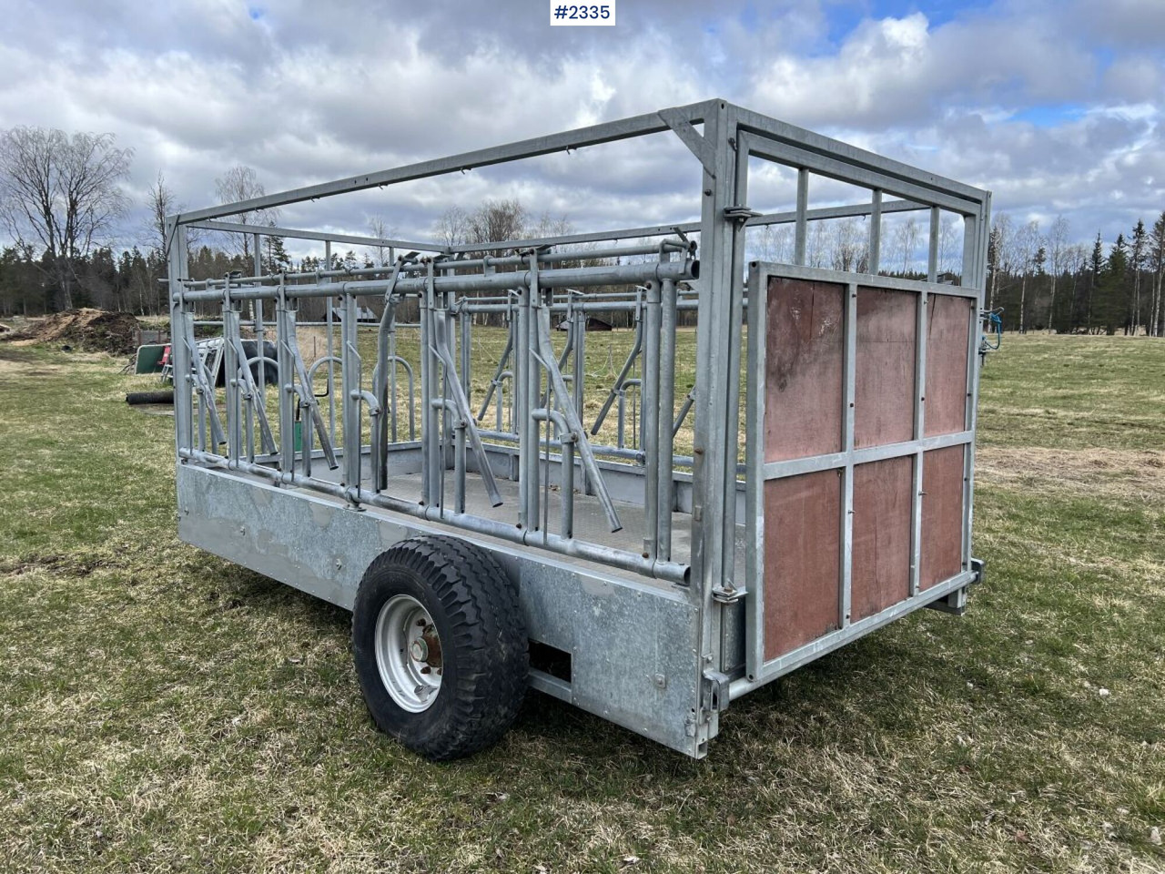 Kellfri Animal transport/feeder wagon - مقطورة نقل المواشي: صورة 5 Kellfri Animal transport/feeder wagon - مقطورة نقل المواشي: صورة 5
