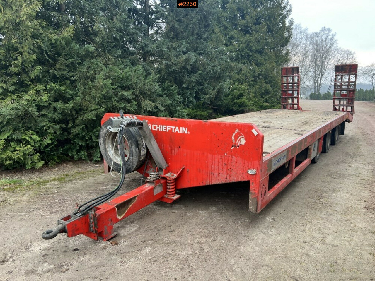 Machine trailer - Chieftain Trailers LTD - For tractor - مقطورة مسطحة منخفضة: صورة 1 Machine trailer - Chieftain Trailers LTD - For tractor - مقطورة مسطحة منخفضة: صورة 1
