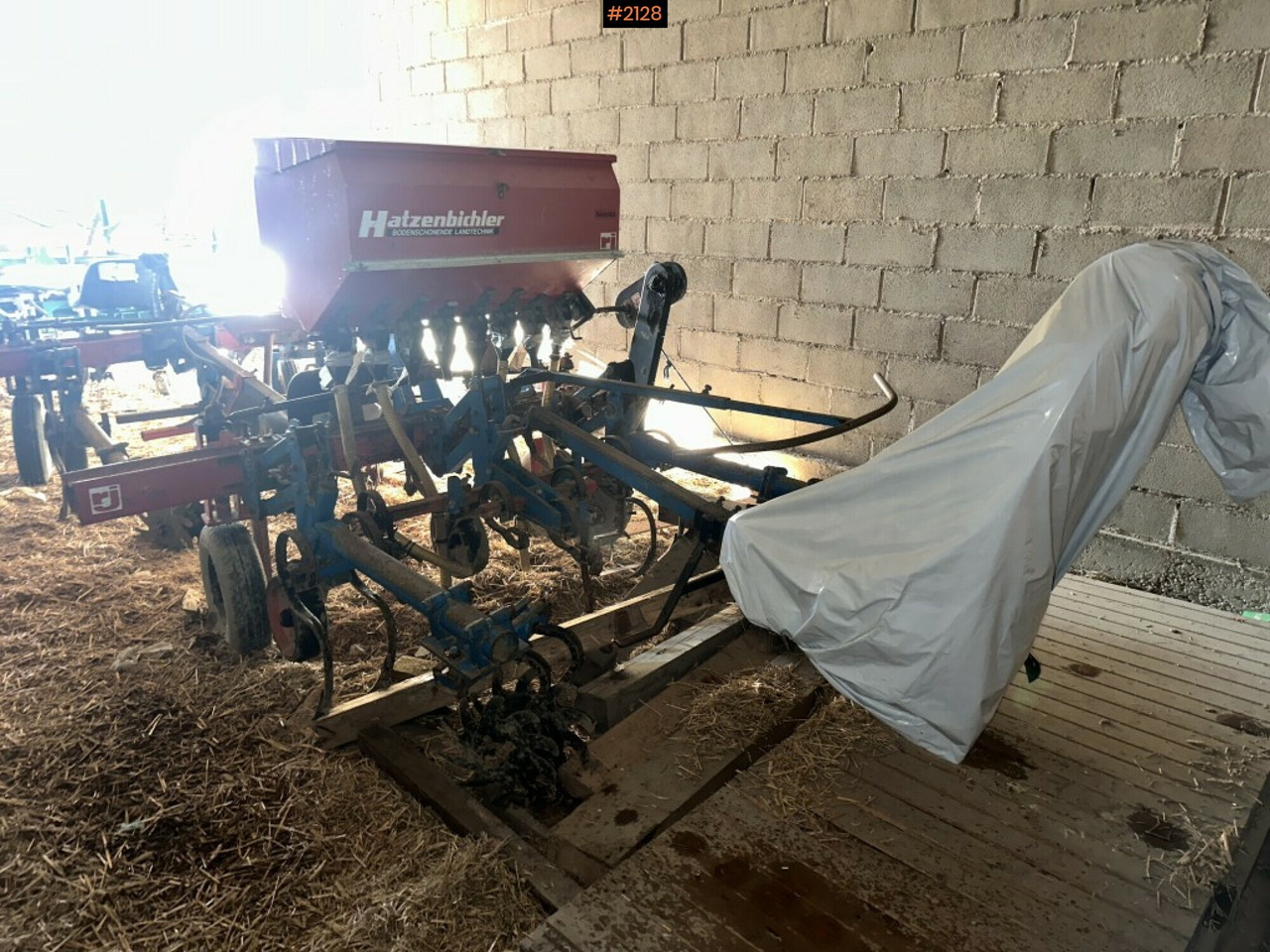 Row crop cleaner Hatzenbichler with fertilizer - معدات حرث التربة: صورة 3 Row crop cleaner Hatzenbichler with fertilizer - معدات حرث التربة: صورة 3