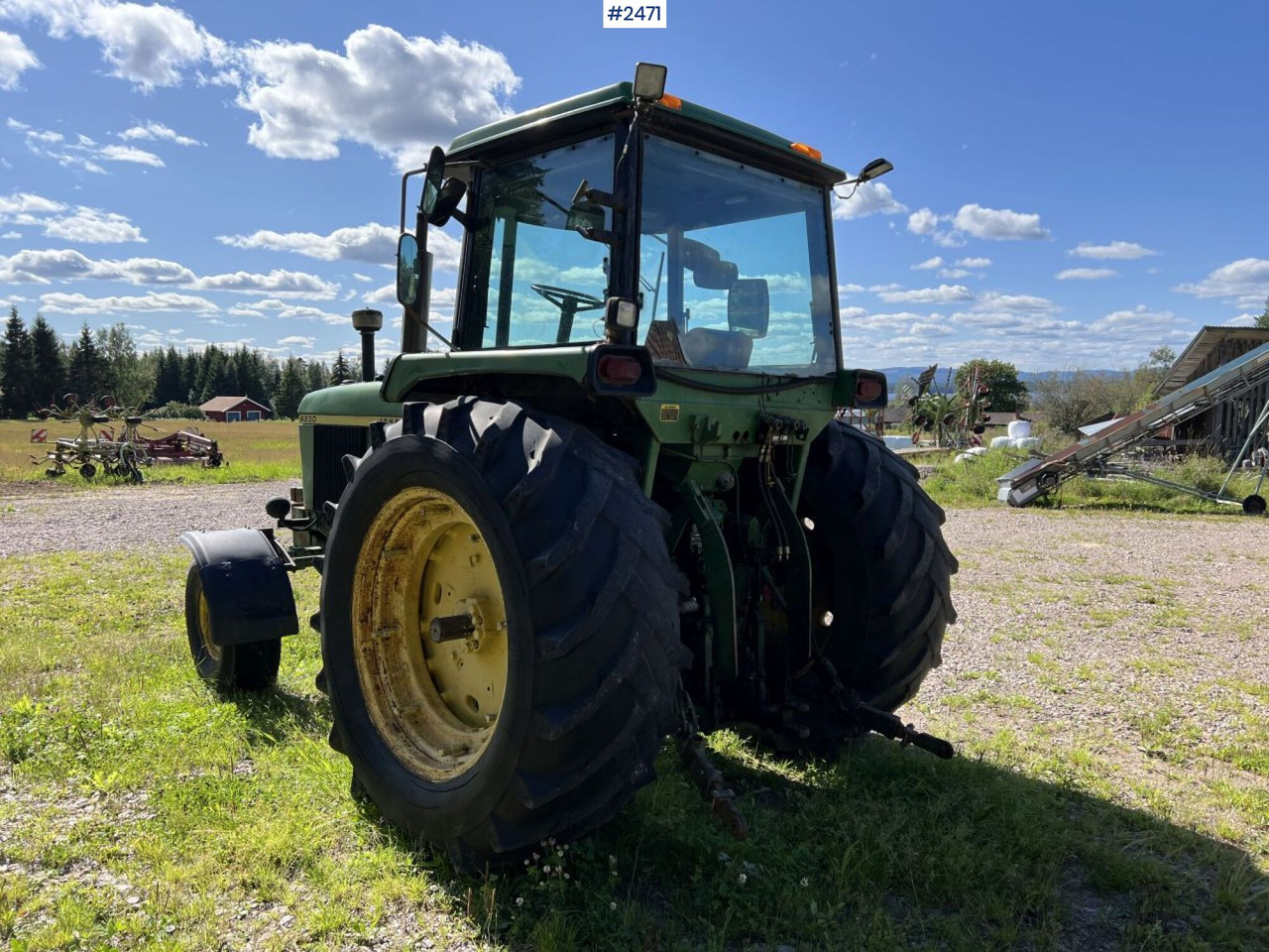 Traktor, John Deere 4230 PS - جرار: صورة 3 Traktor, John Deere 4230 PS - جرار: صورة 3