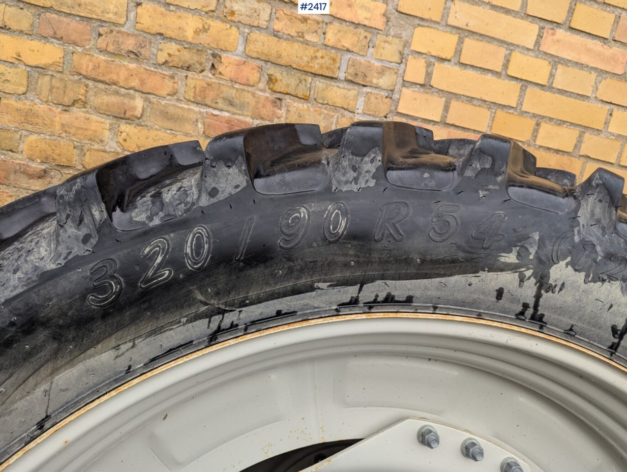 Wheel aligner, Alliance 320/90 R54 - عجلات: صورة 4 Wheel aligner, Alliance 320/90 R54 - عجلات: صورة 4