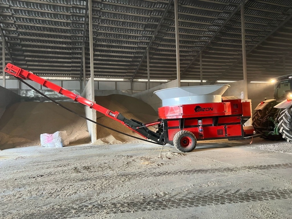 Haybuster BIZON B-1130 Strohmühle Strohhäcksler Tub Grinder - آلة قطع: صورة 2 Haybuster BIZON B-1130 Strohmühle Strohhäcksler Tub Grinder - آلة قطع: صورة 2
